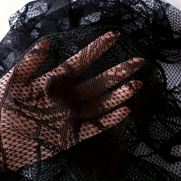 Table Runner, Spider Web Design, NIP, Black - Picture 8 of 8